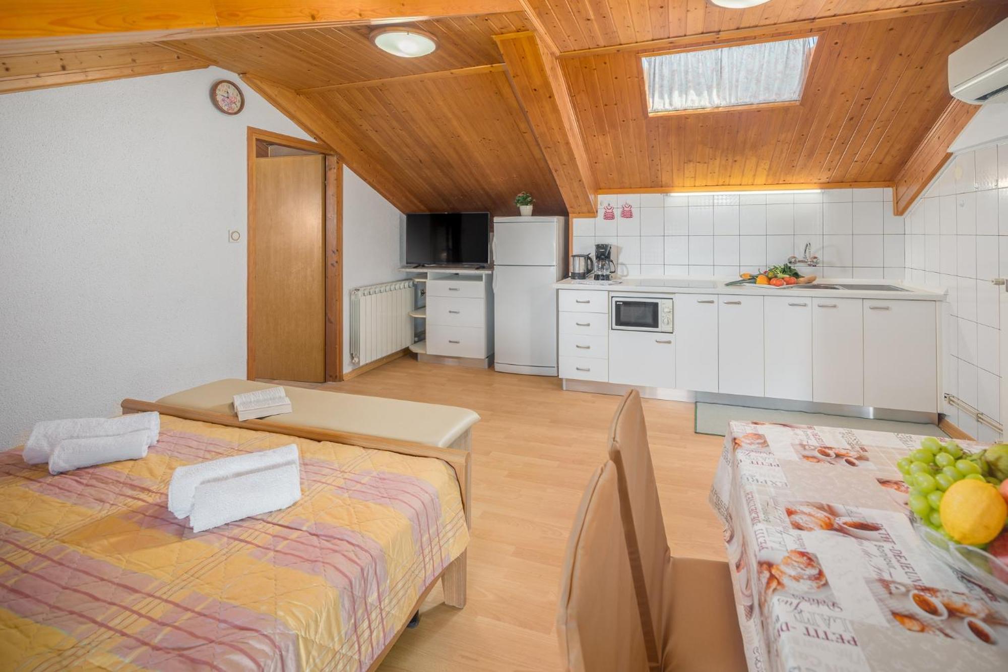 Apartments By The Sea Zambratija, Umag - 2557 Habitación foto